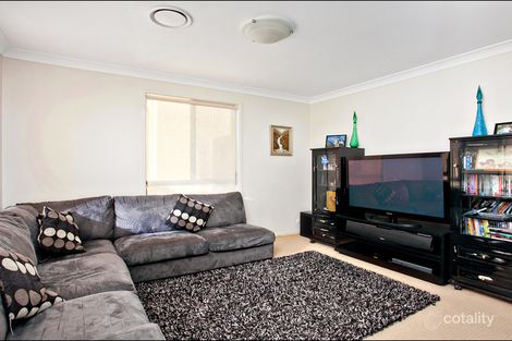 Property photo of 32 Dunlop Avenue Ropes Crossing NSW 2760