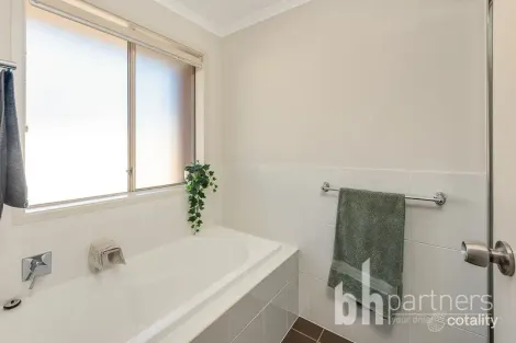 Property photo of 18 Ruby Drive Mannum SA 5238