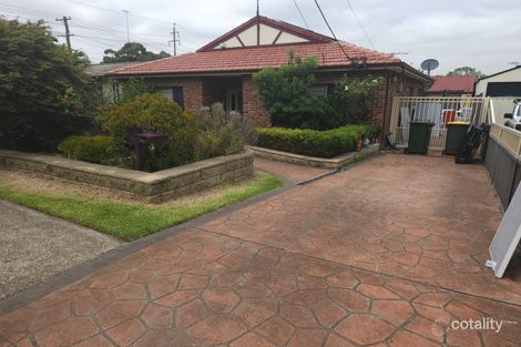 4 Charles St, Smithfield, NSW 2164