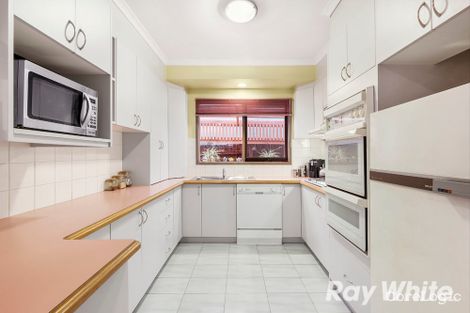 Property photo of 13 Pulford Crescent Mill Park VIC 3082