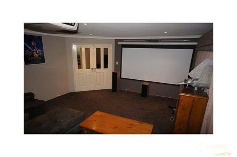 31 Alora Dr, Port Kennedy, WA 6172