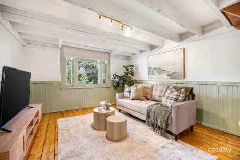 Property photo of 9 Melbourne Road Gisborne VIC 3437