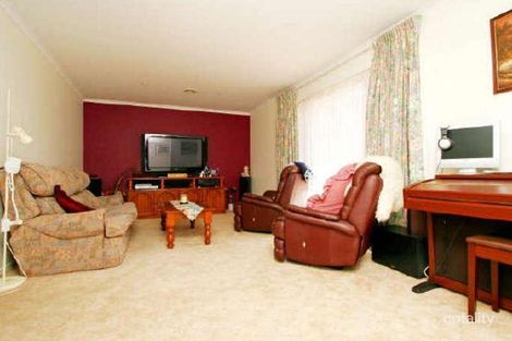 Property photo of 17 Mimosa Close Isabella Plains ACT 2905