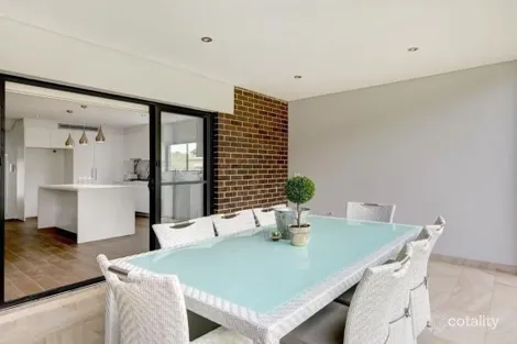 Property photo of 13A Myers Street Roselands NSW 2196