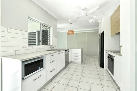 Property photo of 9 Kirraly Close Mooroobool QLD 4870