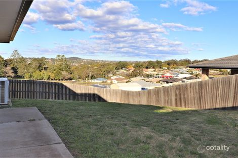 2/17 Alpine Ct, Cranley, QLD 4350