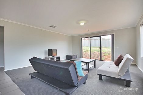 Property photo of 84 Caroline Chisholm Drive Kyneton VIC 3444