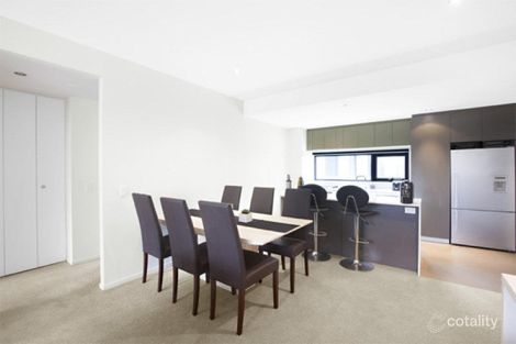 Property photo of 305/1 Encounter Way Docklands VIC 3008
