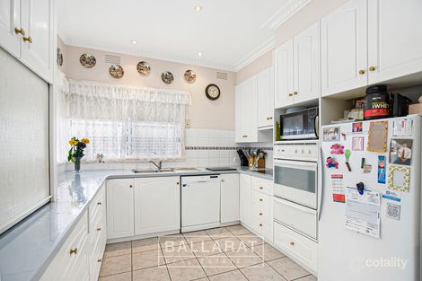 Property photo of 15 Hamlet Street Wendouree VIC 3355
