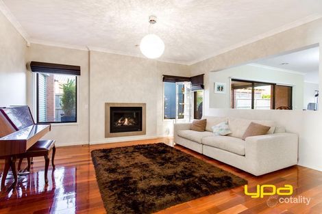 Property photo of 7 Coogee Drive Taylors Hill VIC 3037