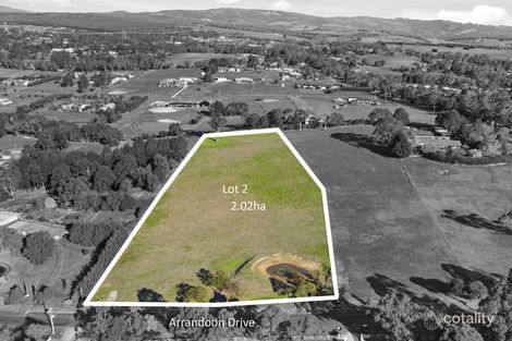 8 Arrandoon Dr, Hazelwood North, VIC 3840