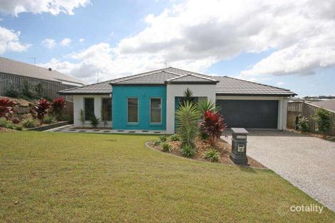 15 Laughlen Ch, Pacific Pines, QLD 4211