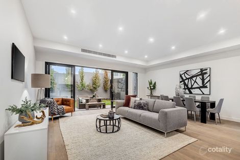 1 Athletic Cct, Clyde, VIC 3978