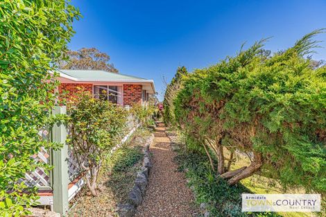Property photo of 21 The Boulevarde Armidale NSW 2350