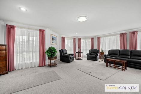 Property photo of 21 The Boulevarde Armidale NSW 2350