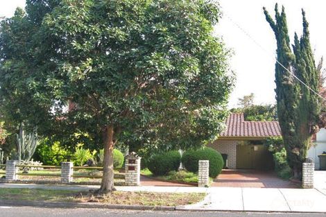 197 Kambrook Rd, Caulfield, VIC 3162