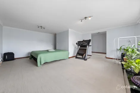 Property photo of 31 Matfield Way Gosnells WA 6110