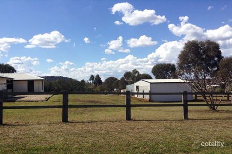 Property photo of 16 Barton Street Greenmount QLD 4359