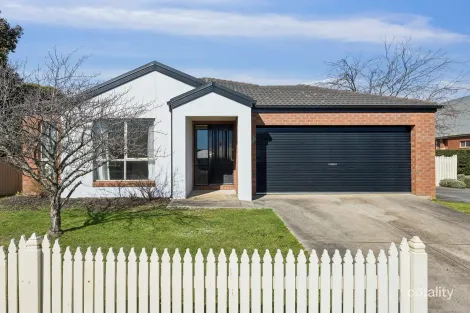 1/65 Curdie St, Cobden, VIC 3266