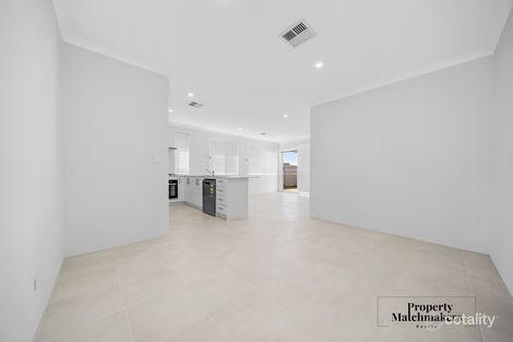 11 Eremophila St, Sinagra, WA 6065