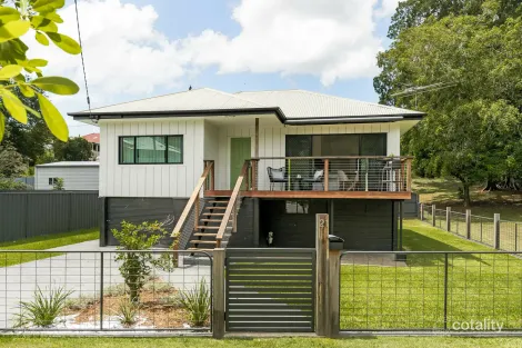 21 Charlotte St, Wavell Heights, QLD 4012