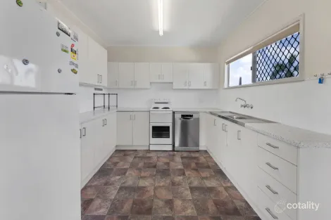 Property photo of 12 Leahy Street Beaconsfield QLD 4740