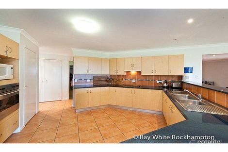 Property photo of 25 Samuel Crescent Parkhurst QLD 4702