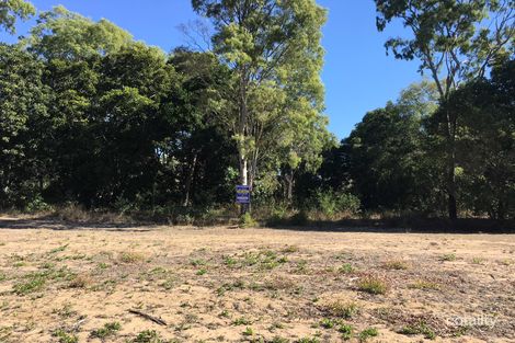 Property photo of 32 Kingfisher Crescent Moore Park Beach QLD 4670