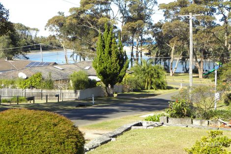 Property photo of 13 Lakeway Avenue Berrara NSW 2540