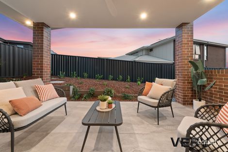 Property photo of 17 Arkwookerum Street Whitlam ACT 2611