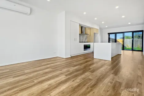 3/33 Nash Bvd, Rockbank, VIC 3335