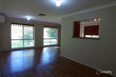 Property photo of 2/4 Clearwater Place Dubbo NSW 2830