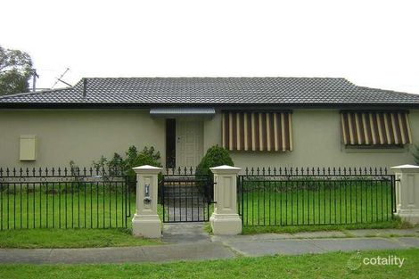 Property photo of 4 Vega Close Noble Park VIC 3174