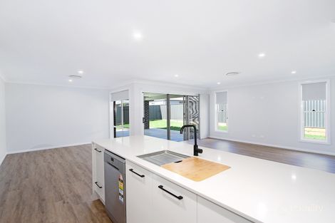 Property photo of 43 Kingham Street North Tamworth NSW 2340