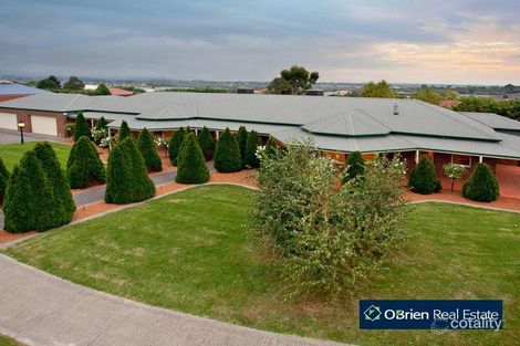 41-43 St Helens Cres, Narre Warren North, VIC 3804