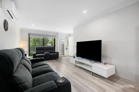 Property photo of 15 Hedditch Court Strathnairn ACT 2615