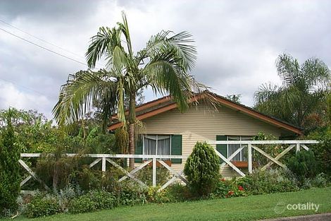 8 Merring St, Oxley, QLD 4075