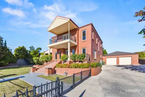 Property photo of 2 Botanic Drive Ballarat North VIC 3350