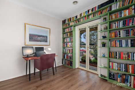 Property photo of 4 The Common South Morang VIC 3752