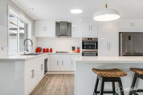 Property photo of 8 Jaque Court Kurunjang VIC 3337