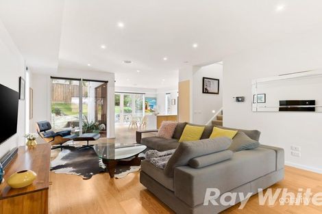 Property photo of 3 River Gum Close Diamond Creek VIC 3089
