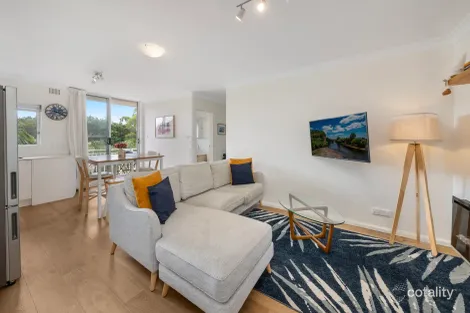 Property photo of 21/13 Fairway Close Manly Vale NSW 2093