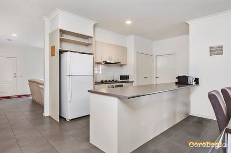 Property photo of 51 Lawson Way Caroline Springs VIC 3023