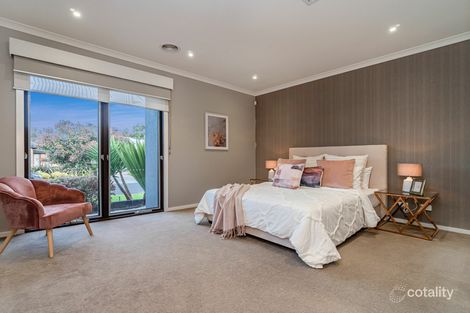 Property photo of 30 Ravine Drive Wollert VIC 3750