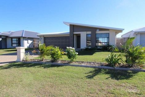 32 Waikiki Tce, Mount Low, QLD 4818