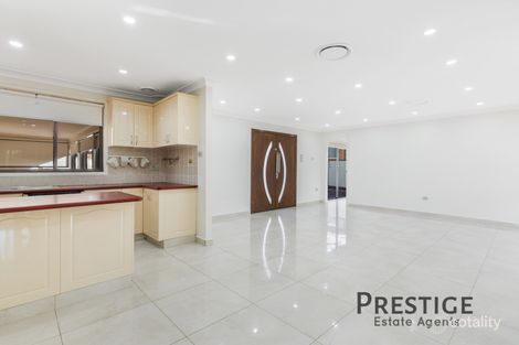 Property photo of 12 Fielding Close Wetherill Park NSW 2164