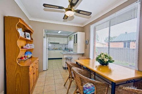 Property photo of 11 Ellalong Place Doonside NSW 2767