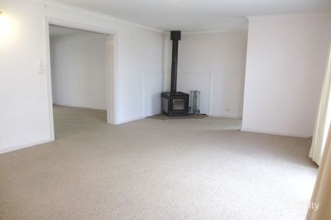 Property photo of 27 Grafton Road Armidale NSW 2350