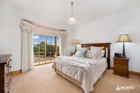 Property photo of 242 Edward Road Chirnside Park VIC 3116