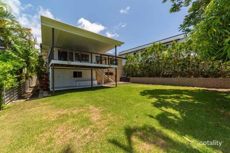 Property photo of 242 Benowa Road Benowa QLD 4217